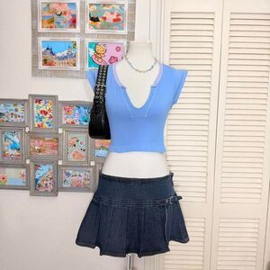 Out-from-under Women's Blue Crop-top